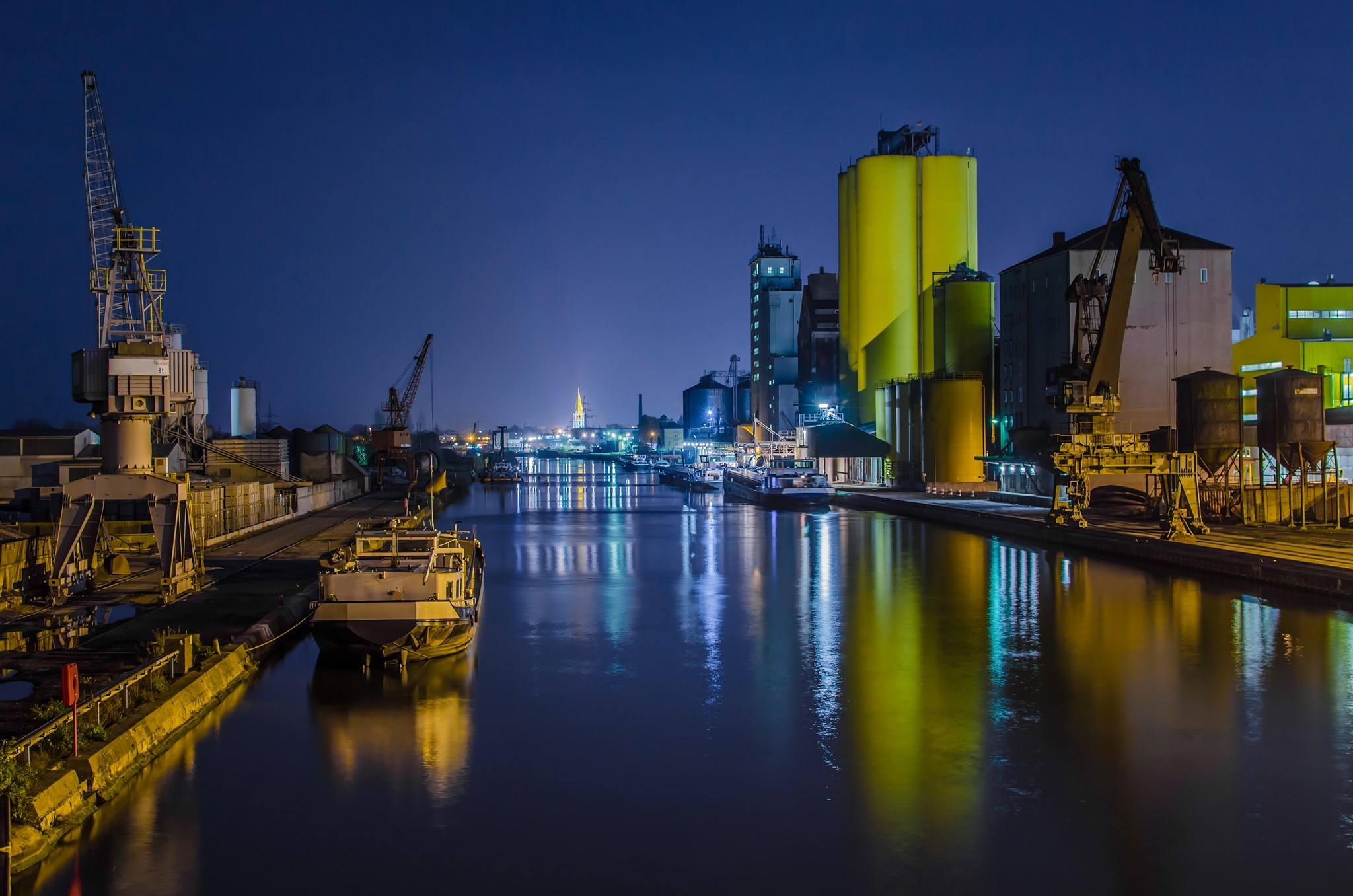 Die Leistungs- und Innovationsfähigkeit der Industrie ist das Fundament unseres Wohlstands und dient der Bewältigung wirtschaftlicher, ökologischer und sozialer Herausforderungen.