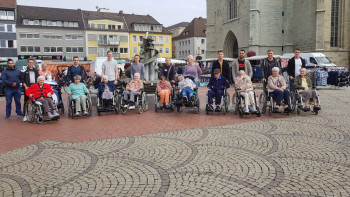 In Hamm engagierte sich der Nachwuchs der Jäckering Gruppe in der Seniorenresidenz 